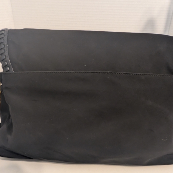 Tory Burch Marion Nylon & Leather Messenger/Baby Handbag - Picture 4 of 9